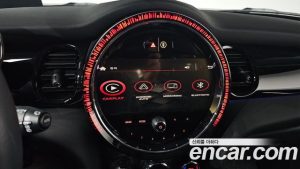 Mini Cooper CLASSIC Plus 2024 года из Южной Кореи