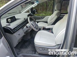 Hyundai Staria 4WD Lounge 9-Seater 2025 года из Южной Кореи