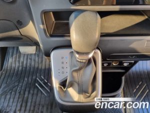 Hyundai Staria Wagon 5 2025 года из Южной Кореи