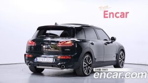 Mini Clubman JCW 2023 года из Южной Кореи