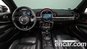 Mini Clubman JCW 2023 года из Южной Кореи