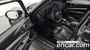 Mini Clubman JCW 2023 года из Южной Кореи