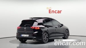 Volkswagen Golf 2.0 GTI 2024 года из Южной Кореи