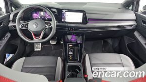 Volkswagen Golf 2.0 GTI 2024 года из Южной Кореи