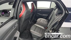 Volkswagen Golf 2.0 GTI 2024 года из Южной Кореи