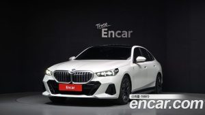 BMW 5-Series 530e M Sport 2024 года из Южной Кореи