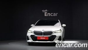 BMW 5-Series 530e M Sport 2024 года из Южной Кореи
