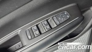 Renault-KoreaSamsung QM6 2.0 GDe LE Signature 2WD 2023 года из Южной Кореи