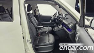 Hyundai Casper Turbo D ESSENTIAL 2024 года из Южной Кореи