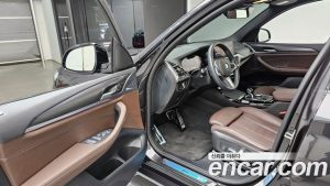BMW X3 xDrive 20i M Sport 2023 года из Южной Кореи
