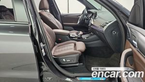 BMW X3 xDrive 20i M Sport 2023 года из Южной Кореи