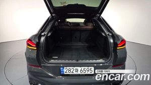 BMW X6 xDrive40d M Sport Online Exclusive 2023 года из Южной Кореи