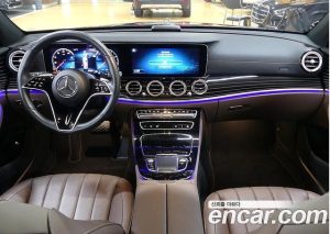 Mercedes-Benz E-Class E450 4MATIC Exclusive 2023 года из Южной Кореи