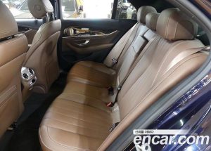 Mercedes-Benz E-Class E450 4MATIC Exclusive 2023 года из Южной Кореи