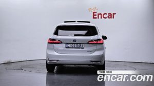 BMW 2-Series 220i Luxury 2025 года из Южной Кореи