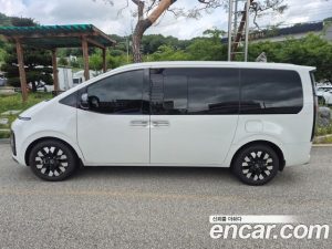 Hyundai Staria Lounge 9-Seater 2025 года из Южной Кореи