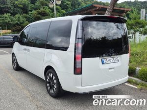 Hyundai Staria Lounge 9-Seater 2025 года из Южной Кореи