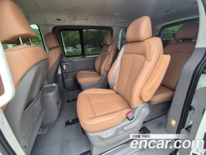 Hyundai Staria Lounge 9-Seater 2025 года из Южной Кореи