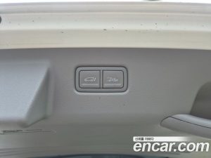 Hyundai Staria Lounge 9-Seater 2025 года из Южной Кореи