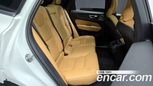 Volvo XC60 B5 ULTIMATE Bright 2023 года из Южной Кореи