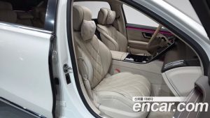 Mercedes-Benz S-Class Maybach S680 4MATIC 2023 года из Южной Кореи