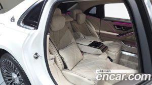 Mercedes-Benz S-Class Maybach S680 4MATIC 2023 года из Южной Кореи