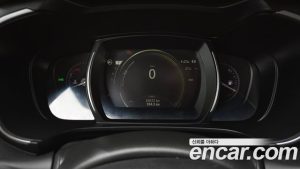 Renault-KoreaSamsung QM6 2.0 GDe LE Signature 2WD 2023 года из Южной Кореи