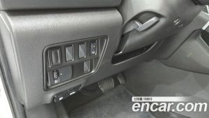 Renault-KoreaSamsung QM6 2.0 GDe LE Signature 2WD 2023 года из Южной Кореи