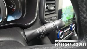 Renault-KoreaSamsung QM6 2.0 GDe LE Signature 2WD 2023 года из Южной Кореи