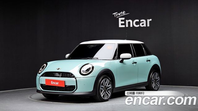 Mini Cooper 5Door CLASSIC 2025 года из Кореи