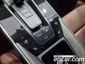 Porsche 911 Turbo S 2023 года из Южной Кореи