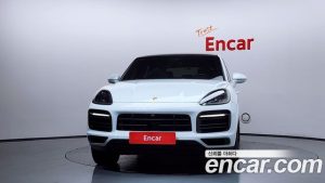 Porsche Cayenne 3.0 Coupe 2022 года из Южной Кореи