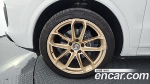 Porsche Cayenne 3.0 Coupe 2022 года из Южной Кореи