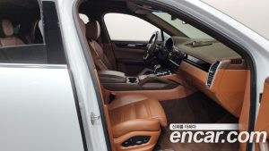 Porsche Cayenne 3.0 Coupe 2022 года из Южной Кореи
