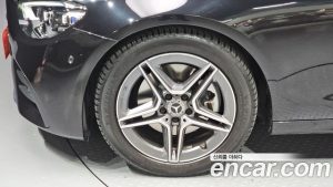 Mercedes-Benz E-Class E250 AMG Line 2023 года из Южной Кореи