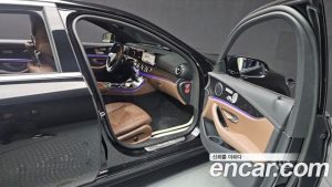 Mercedes-Benz E-Class E250 AMG Line 2023 года из Южной Кореи