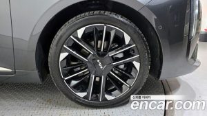 Kia K8 Noblesse 2025 года из Южной Кореи