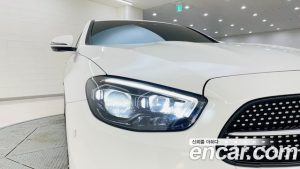 Mercedes-Benz E-Class E220d 4MATIC AMG Line 2023 года из Южной Кореи