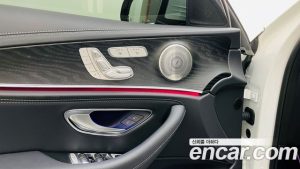 Mercedes-Benz E-Class E220d 4MATIC AMG Line 2023 года из Южной Кореи