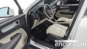 Volvo XC40 B4 ULTIMATE Bright 2024 года из Южной Кореи