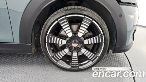 Mini Cooper 5Door MULTITONE Edition 2023 года из Южной Кореи