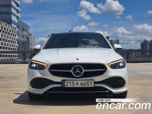 Mercedes-Benz C-Class C300 4MATIC Avantgarde 2024 года из Южной Кореи