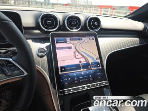 Mercedes-Benz C-Class C300 4MATIC Avantgarde 2024 года из Южной Кореи