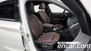 BMW X4 xDrive20i M Sport 2023 года из Южной Кореи