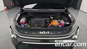 Kia Niro Prestige 2025 года из Южной Кореи