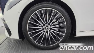 Mercedes-Benz CLE-Class CLE200 Cabriolet 2024 года из Южной Кореи