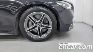 Mercedes-Benz S-Class S400 d 4MATIC 2023 года из Южной Кореи