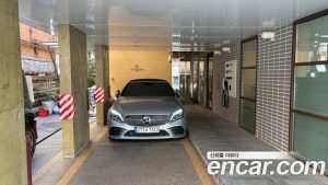 Mercedes-Benz C-Class C200 Cabriolet 2023 года из Южной Кореи