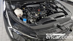 Kia K5 1.6 Turbo 2024 года из Южной Кореи