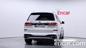 BMW X7 xDrive 40i M Sport 6 2023 года из Южной Кореи